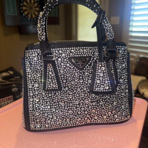 Black and Silver Crystal Satchel - Picture 1 of 8